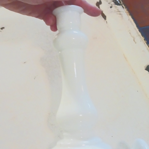 E.O. Brody milk white candel holders - Picture 8 of 10